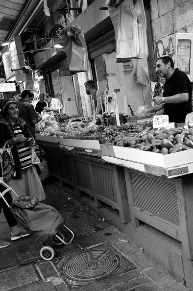 Mahane Yehuda Market 2.jpg