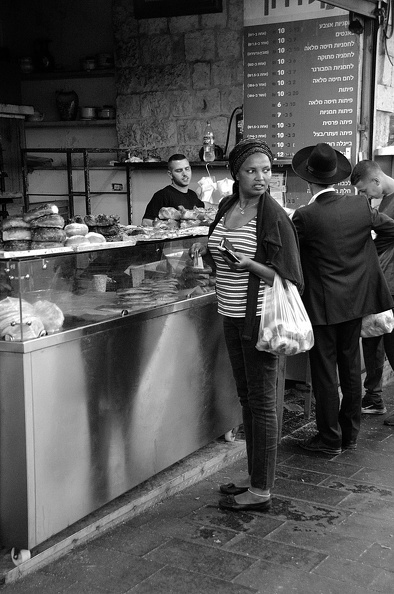 Mahane Yehuda Market 4.jpg